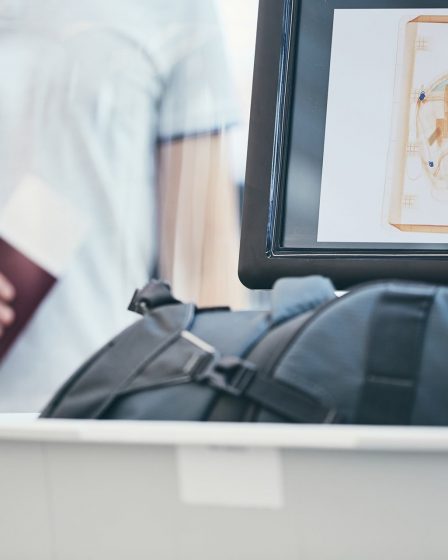 o que é PROIBIDO levar a bordo no avião
