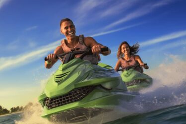 Passeio De Jet Ski Em Porto Belo